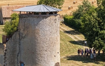 Visite de la cour du Tronchet
