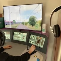 Découverte de la conduite d'un train TER sur un simulateur SNCF