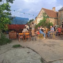 Chantier participatif, visite, film éco-construction et table ronde, avec Maisons Paysannes de la Sarthe