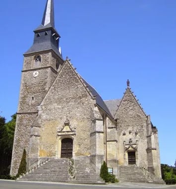 Visites de l'église et de la chapelle, exposition des chasubles
