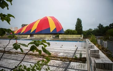 La Cité du cirque : de la piscine au Chapiteau