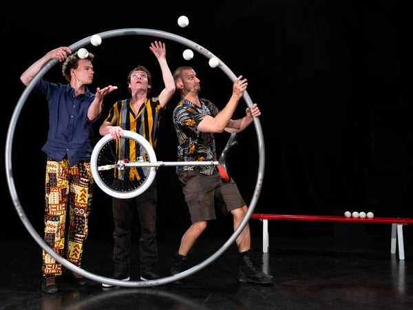 Spectacle "Circus Puzzle" par la Cie Les Objets Volants